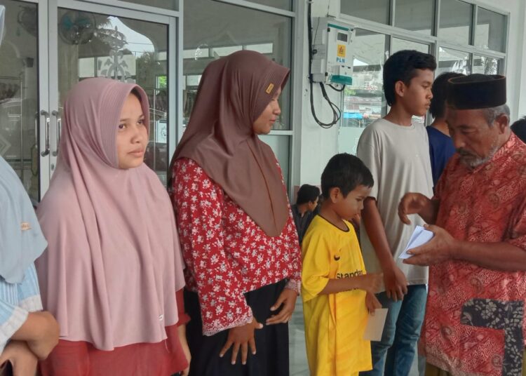 Yatim Piatu Di Geureudong Pase Disantuni Oleh FORKOMPAS