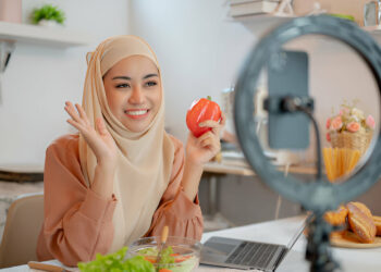 8 Ide Konten Kreator Hijab di Media Sosial: Elegan, Relatable, dan Bebas Joget-joget